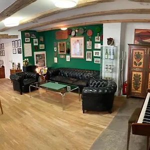 Wunderschöne In Mit Küche, Bad Und Piano Apartment Winterhausen